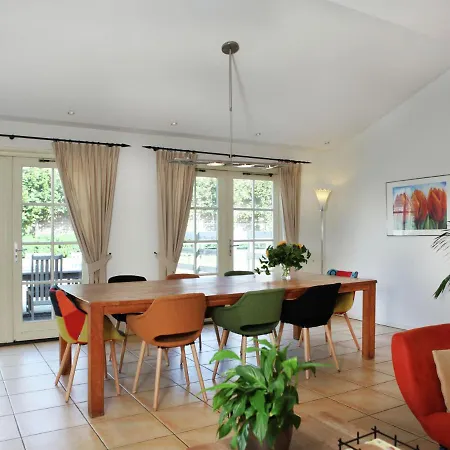 펜션 Serene Holiday In Aan Zee With Terrace 노르트베이크